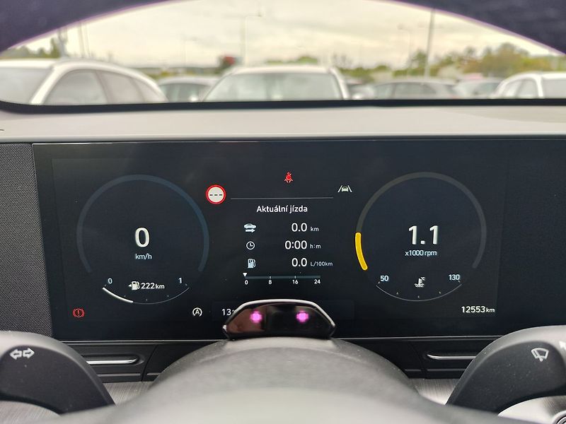 Hyundai Kona 1.6 T-GDI/145kW Smart - fotka 15 z 32