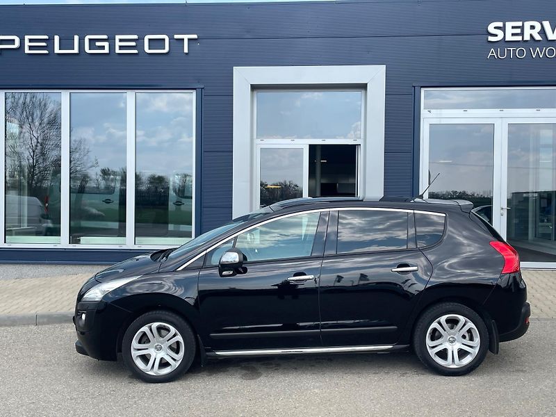 Peugeot 3008 (2010) Premium Pack 1,6 THP 156k Man6 - fotka 4 z 8