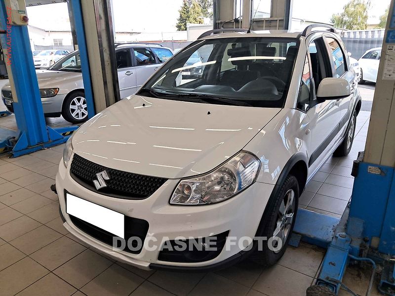 Suzuki SX4 (2014) 1.6i 4x4, ČR, Klima - fotka 1 z 3
