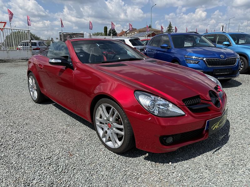 Mercedes-Benz SLK 200 KOMPRESSOR - fotka 1 z 14