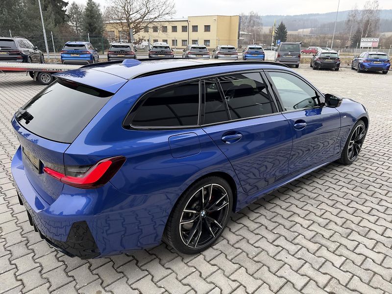 BMW Řada 3 (2023) M340i 275kW XDRIVE HUD PANORAM - fotka 10 z 53