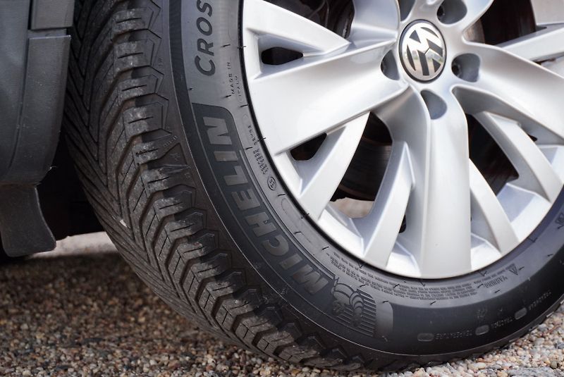 Volkswagen Tiguan 1.4 TSI LIVE - fotka 25 z 40
