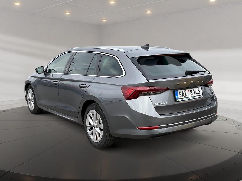 Škoda Octavia (2023) STYLE 1.5e-TEC 110kW DSG CZ - fotka 4 z 11