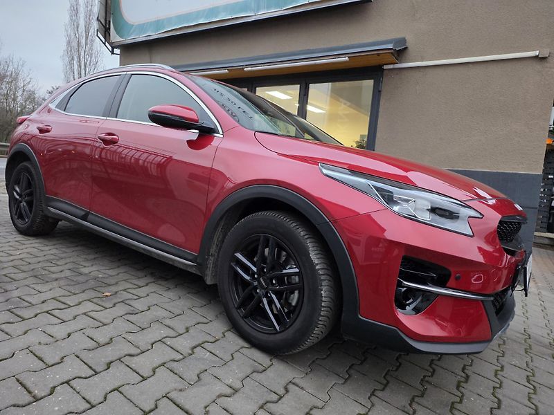 Kia XCeed 1.5-V ZÁRUCE-AUTOMAT-TOP STAV - fotka 6 z 17