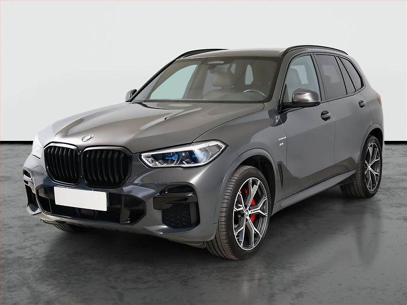 BMW X5 (2021) xDrive40i - fotka 2 z 24