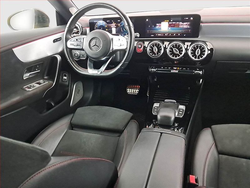 Mercedes-Benz CLA (2020) 200 d 4MATIC - fotka 7 z 16