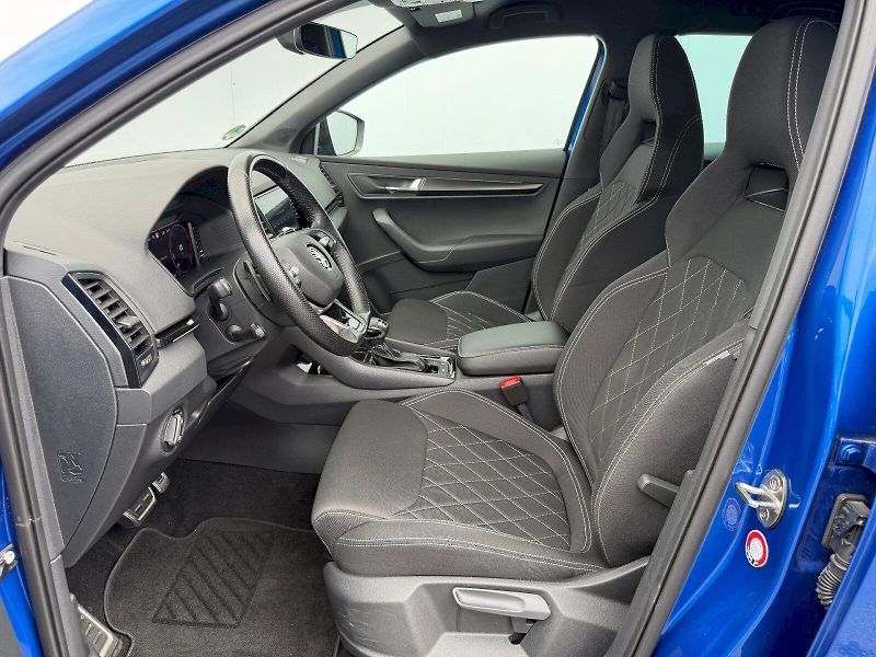 Škoda Karoq (2024) 2.0 TSI 140kW DSG 4x4 SportLin - fotka 5 z 35