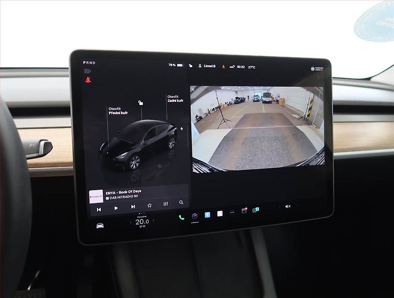 Tesla Model Y (2023) Long Range AWD 79kWh, SoH 95% - fotka 18 z 33