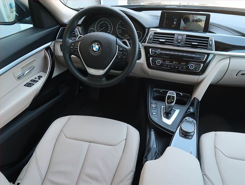 BMW Řada 3 (2019) 320d xDrive GT, 4X4, Automat - fotka 7 z 14