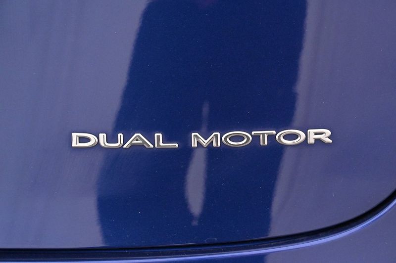 Tesla Model 3 Long Range AWD Highland - fotka 4 z 23