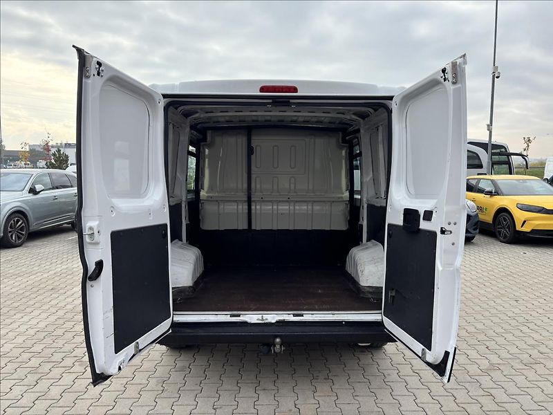 Peugeot Boxer 2,2 BluHDI 88kW L1 Active - fotka 10 z 31