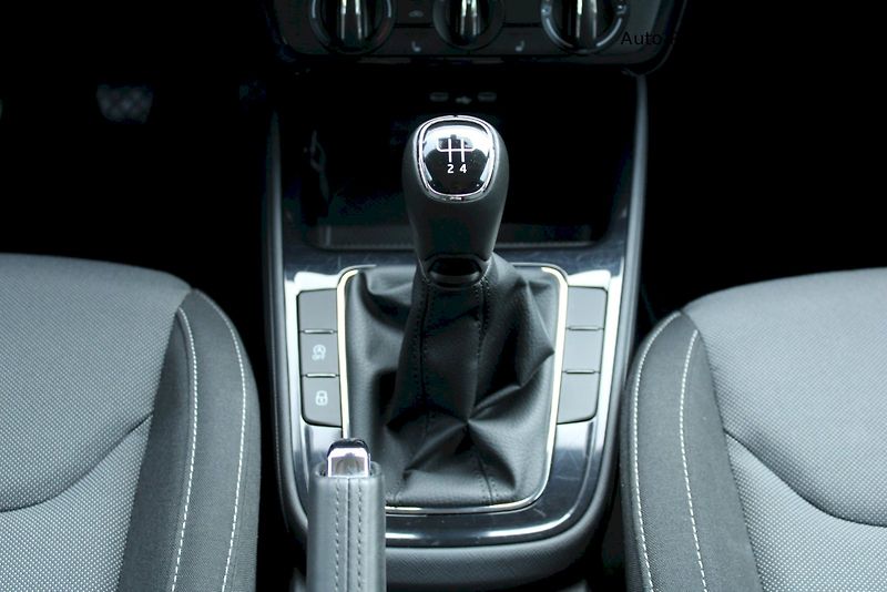 Škoda Fabia (2025) Selection 1.0MPI / 59kW 5°MP - fotka 16 z 21
