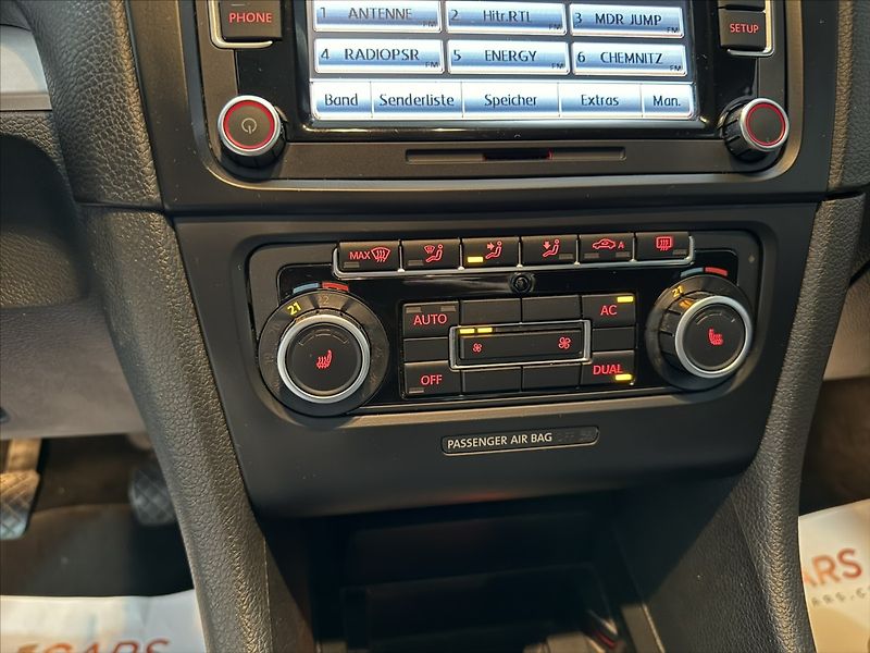 Volkswagen Golf 1,4   TSI HIGHLINE PANORAMA - fotka 14 z 28