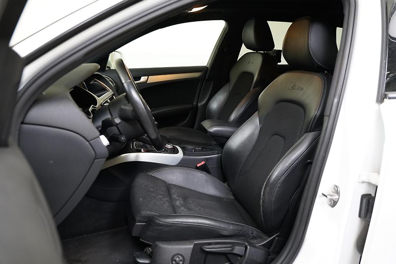 Audi A4 - fotka 11 z 25