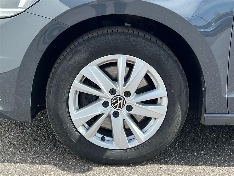 Volkswagen Touran 2,0 TDi 110kW 7DSG HIGHLINE  R - fotka 12 z 25
