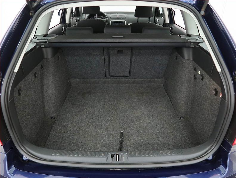Škoda Octavia (2010) 1.8 TSI, 4X4, Tažné - fotka 14 z 21
