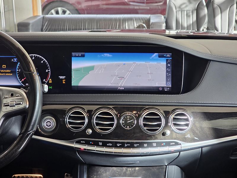 Mercedes-Benz Třídy S S350d 4Matic AMG Line - fotka 24 z 34