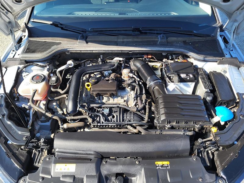 Škoda Scala 1.0 TSI 70kW AMBITION *ČR - fotka 28 z 42