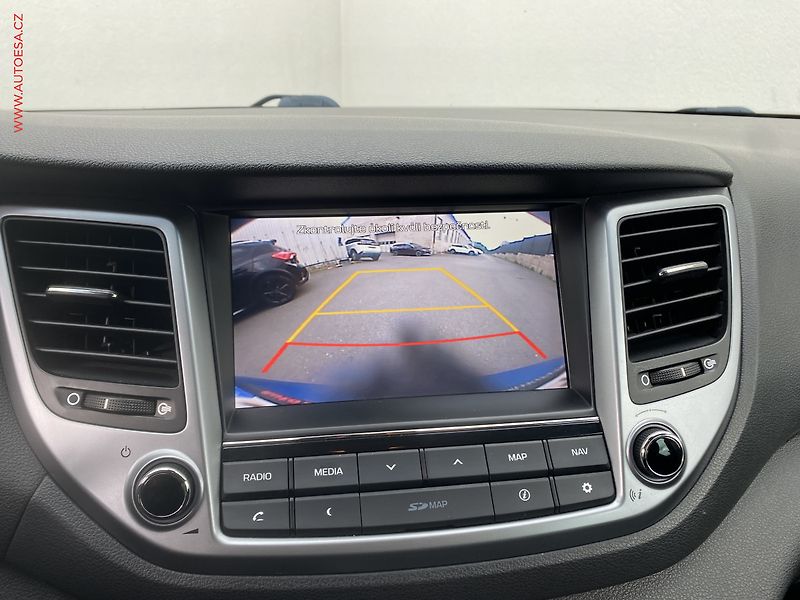 Hyundai Tucson (2016) 1.7 CRDi 2WD, ČR, Trikolor - fotka 16 z 16