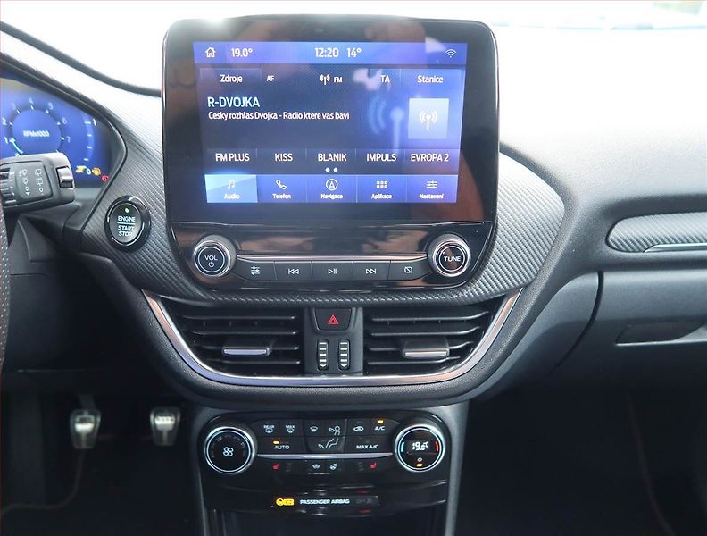 Ford Puma (2020) ST-Line X 1.0 EcoBoost mHEV - fotka 12 z 15