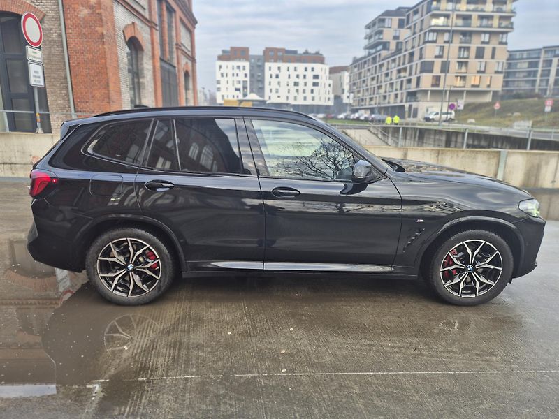 BMW X3 (2024) xDrive 30d M PAKET - fotka 6 z 29