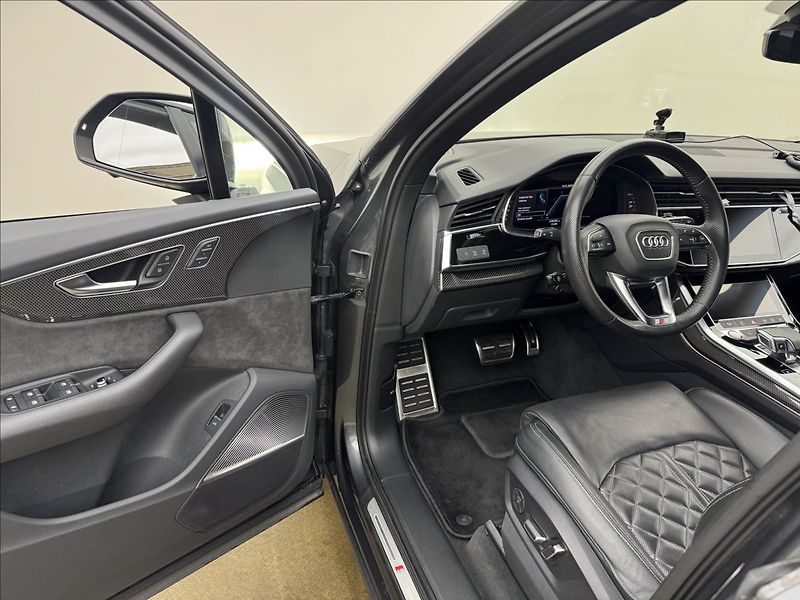 Audi SQ7 4,0 CERAMIC 7MÍST NV MASÁŽ TZ - fotka 31 z 53