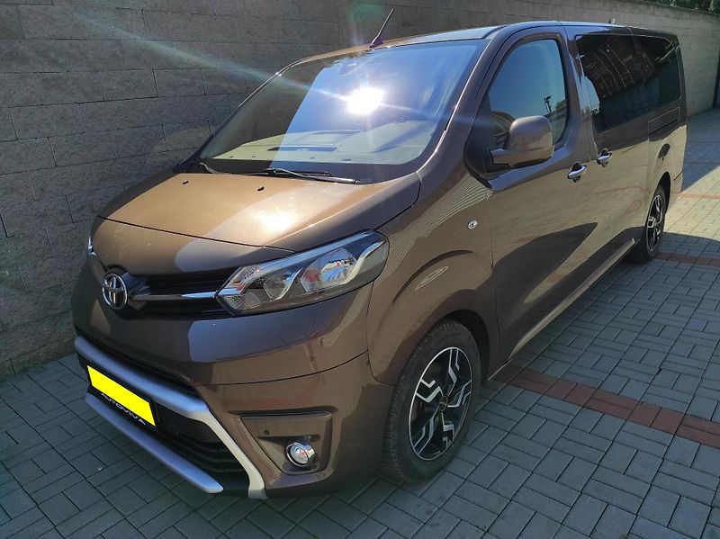 Toyota ProAce Verso 2,0D-4D130kW,L2, Shuttle,ČR - fotka 8 z 44