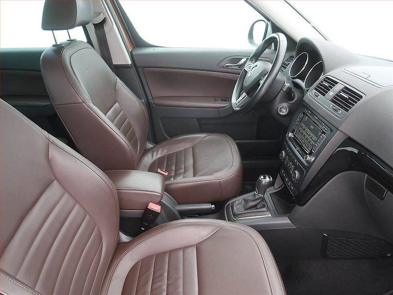 Škoda Yeti (2014) Laurin&Klement 2.0 TDI, 4X4 - fotka 9 z 18