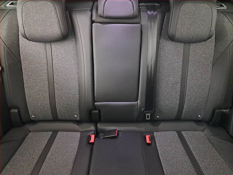 Peugeot 3008 (2020) 1.5 BlueHDi, Navi, Tempomat - fotka 10 z 22