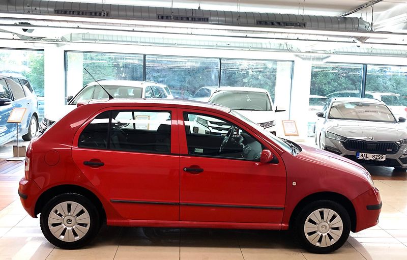 Škoda Fabia 1.2 HTP, ČR - fotka 7 z 21