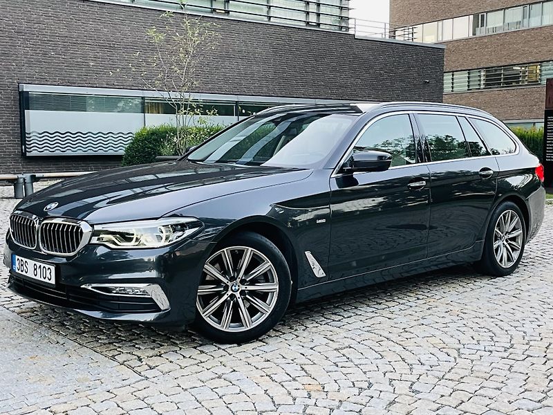 BMW Řada 5 520D AUT KAMERA SERVISKA - fotka 3 z 48