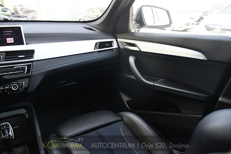 BMW X1 xDrive20d M-SPORT ČR - fotka 23 z 52