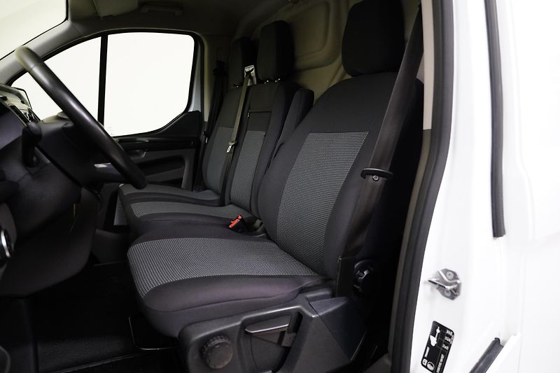 Ford Transit Custom - fotka 10 z 20