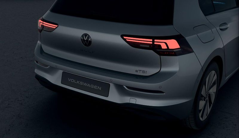 Volkswagen Golf People 1,5 eTSI 85 kW 7DSG mHE - fotka 5 z 7