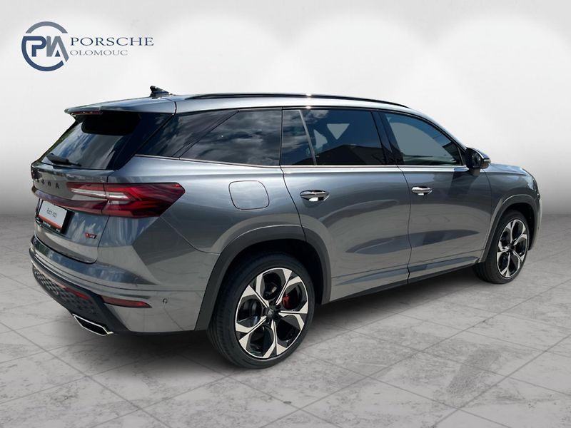 Škoda Kodiaq RS 2.0 TSi 195 kW DSG 4x4 7-mí - fotka 2 z 30