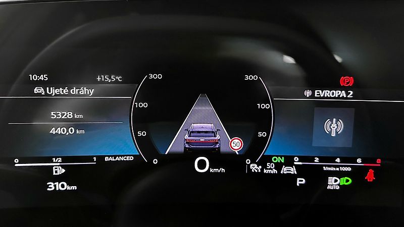Audi A6 S-LINE / ZÁRUKA / TOP STAV - fotka 45 z 51