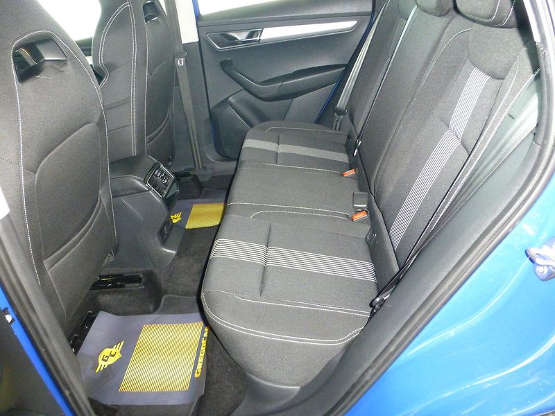 Škoda Karoq (2018) 1,6TDI*PARK.S**ALU***VYHŘ.SED. - fotka 14 z 23