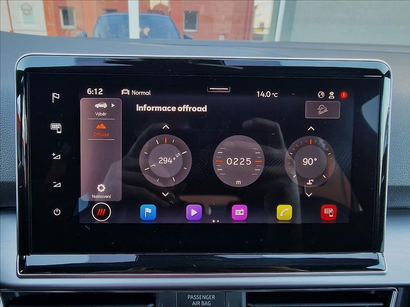 Seat Tarraco 2.0 TDI 147kW DSG 4WD FR,1Maj - fotka 29 z 50