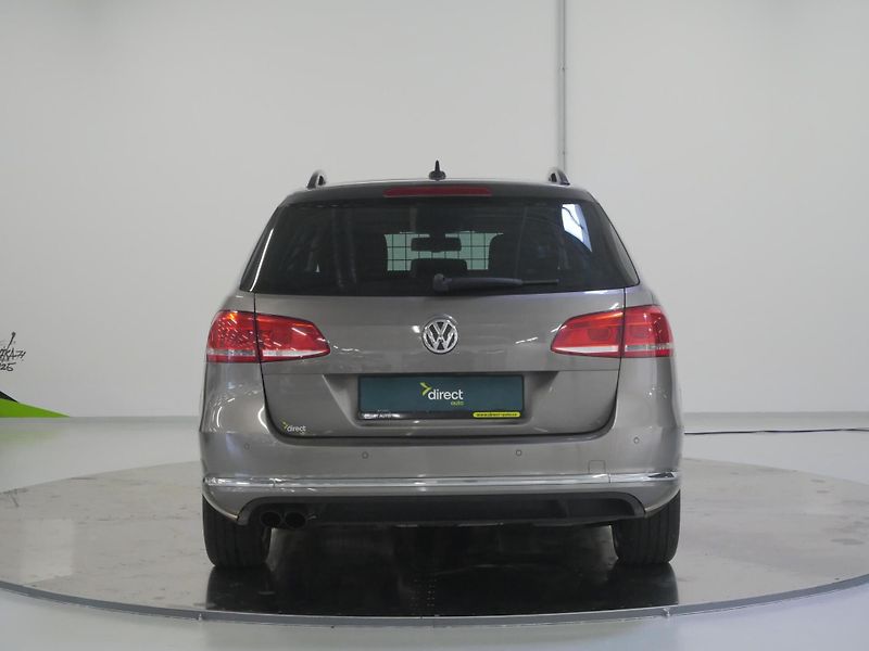 Volkswagen Passat - fotka 6 z 25