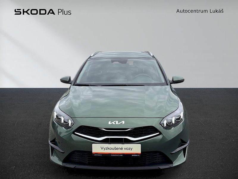 Kia Ceed (2025) 1.5 T-GDi TOP 7DCT - fotka 4 z 30