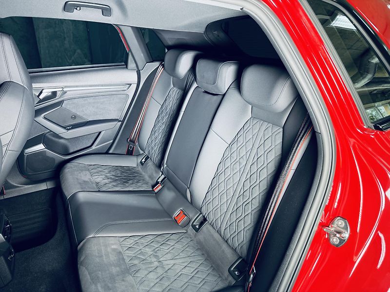 Audi RS 3 (2022) TFSI*SPORTBACK*CERAMIC*CARBON - fotka 35 z 40