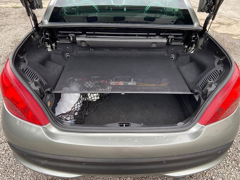 Peugeot 207 (2008) 1.6, 88kW, LPG, Euro 4, Kabrio - fotka 10 z 20