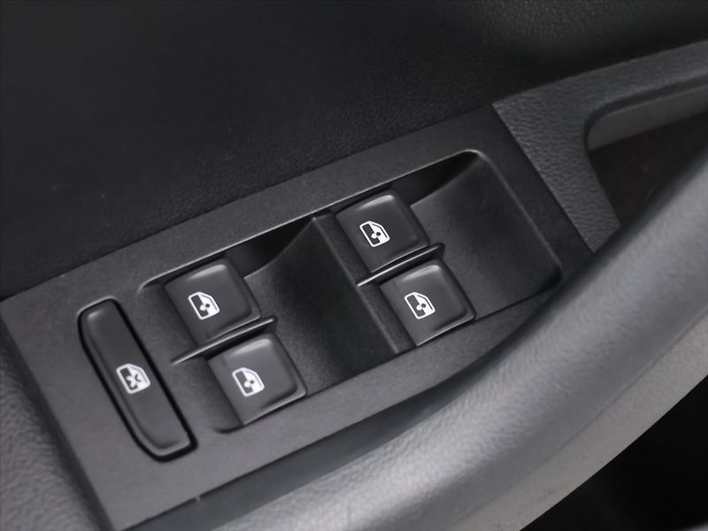 Škoda Octavia 1,6 TDI CZ Style LED Kessy - fotka 12 z 30