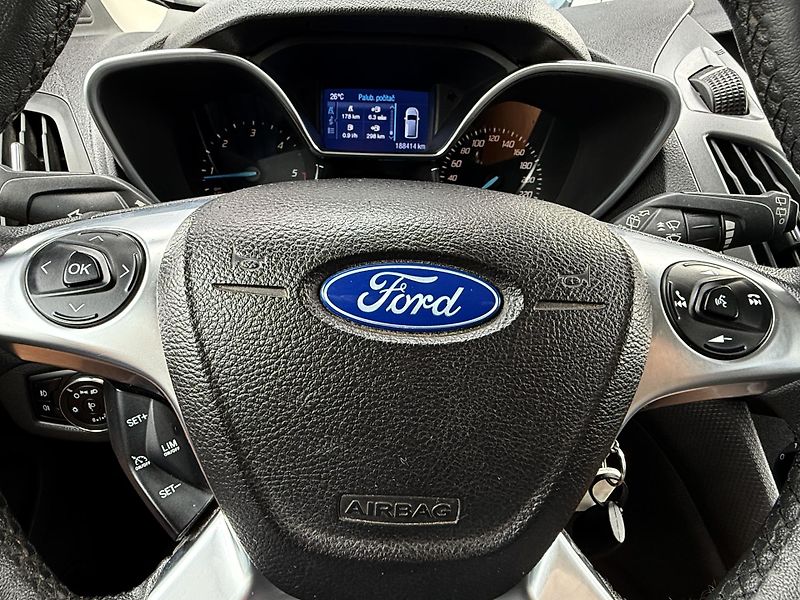 Ford Transit Connect 1,6 TDCi 5 míst REZERVACE - fotka 24 z 32
