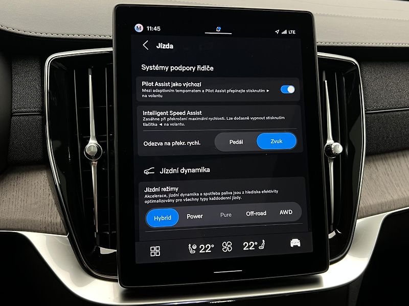 Volvo XC90 (2026) T8 AWD PLUS BRIGHT - fotka 38 z 45