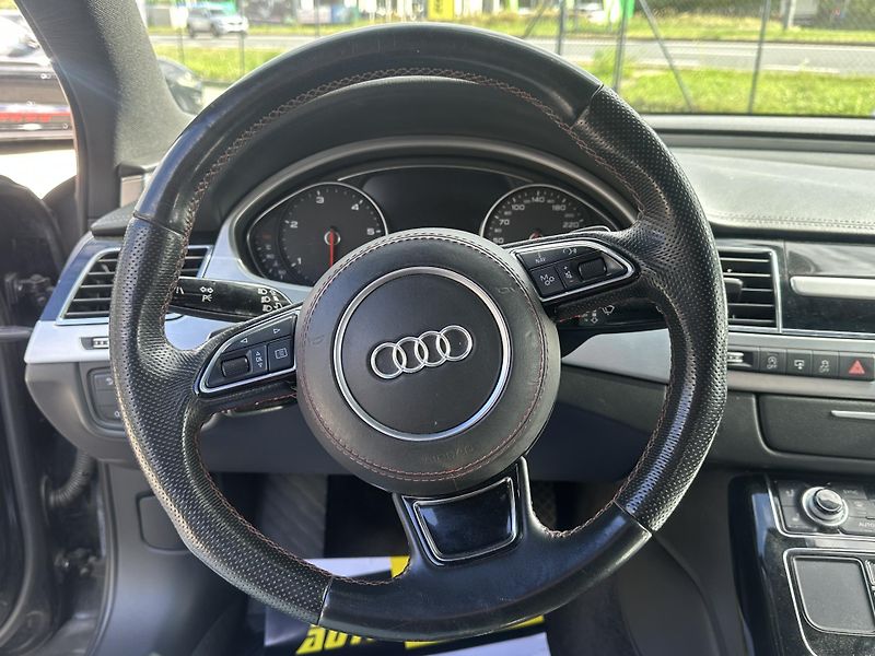 Audi A8 (2015) Audi A8 2015 - fotka 10 z 14