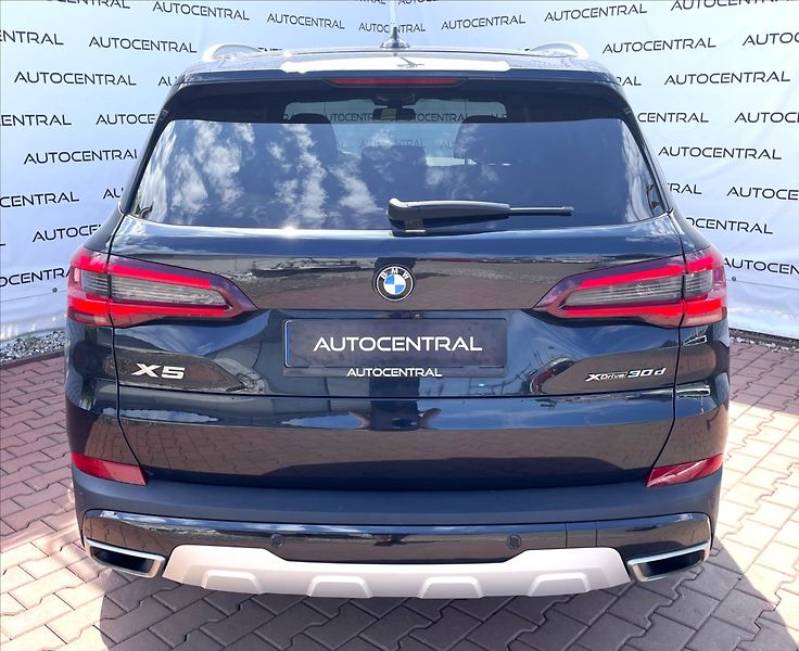 BMW X5 3,0 D,195kW,X-DRIVE,DPH - fotka 5 z 32
