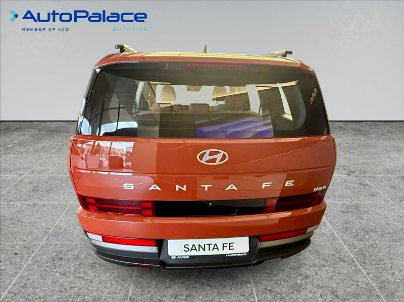 Hyundai Santa Fe 1,6 TGDI PHEV 4WD COMFORT - fotka 4 z 20