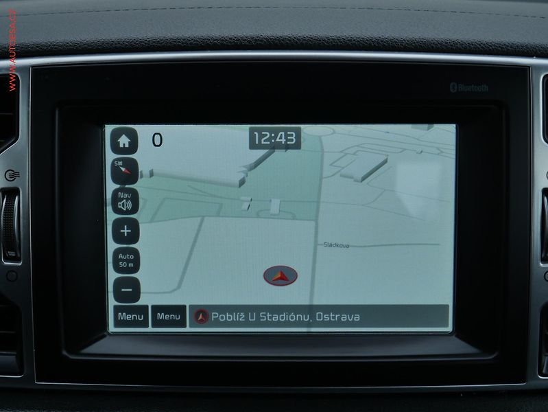 Kia Sportage (2018) 1.6GDi, ČR, Navi, TZ - fotka 20 z 23