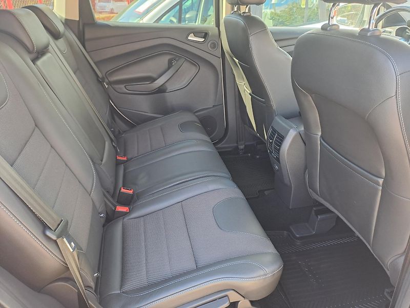 Ford Kuga (2015) 1.8 EB SERVISKA PĚKNÝ STAV - fotka 14 z 29